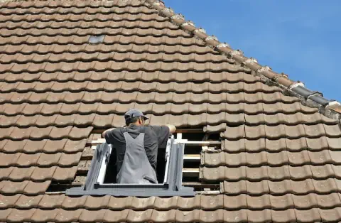 Pose de velux - Montigny-aux-Amognes